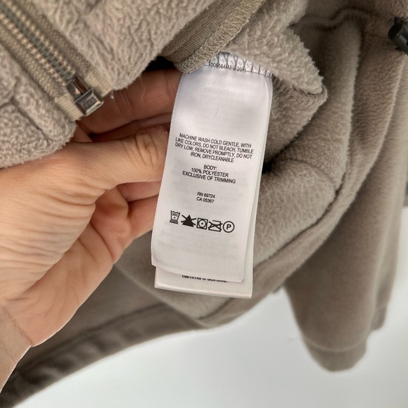 Columbia Men’s Tan Fleece Jacket – Size Medium, Full-Zip Outdoor Layer - Picture 4 of 7